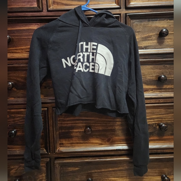 The North Face Tops - North Face cropped sweatshirt